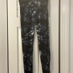 Black, grey, and white leggings